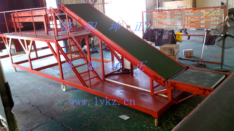 1513303795337234.jpg 伸縮裝車機(jī).jpg